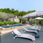 Vakantiehuis House Lenu With Pool And Amazing Sea View Drenje (Istria)