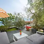 Vakantiehuis House Lenu With Pool And Amazing Sea View *