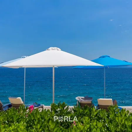 Dom wakacyjny House Lenu With Pool And Amazing Sea View
