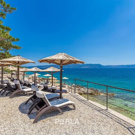 Dom wakacyjny House Lenu With Pool And Amazing Sea View